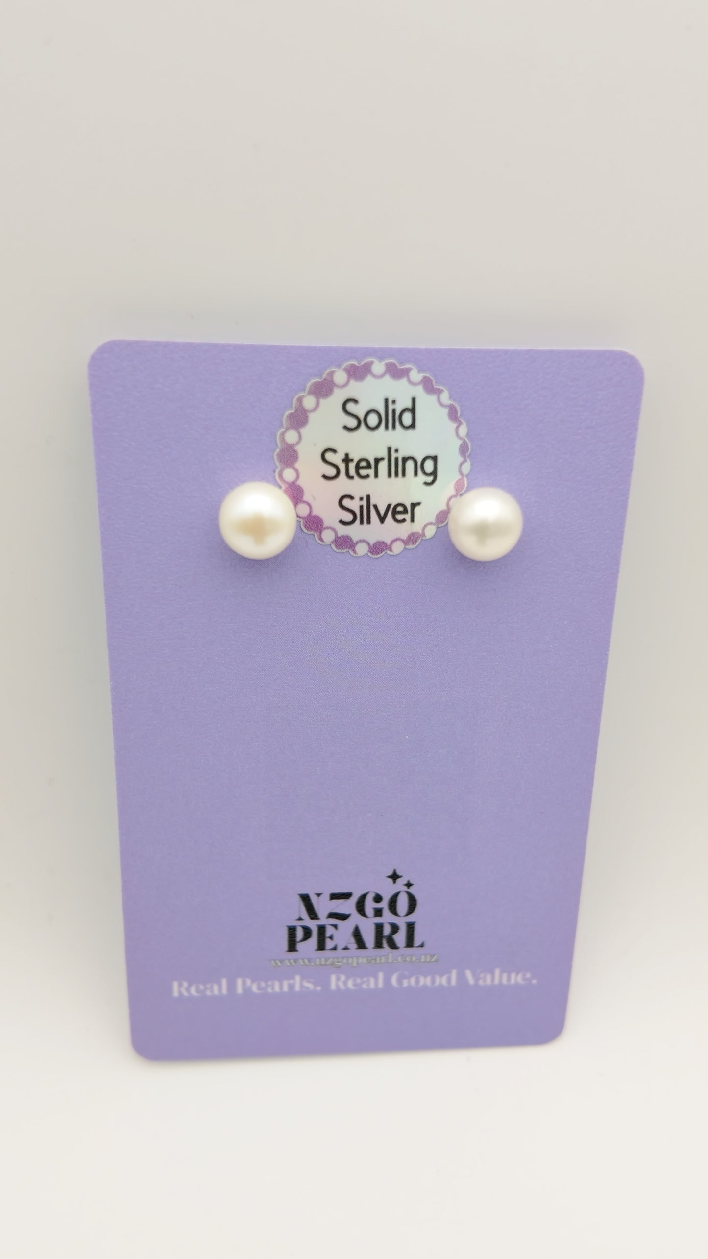 Classic Pearl Stud Earrings – Screw Back 7.5mm