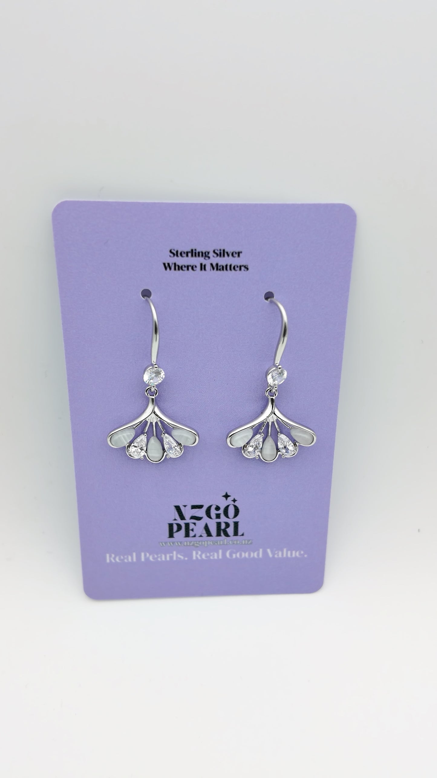 Mother-of-Pearl Fan Petal Earrings