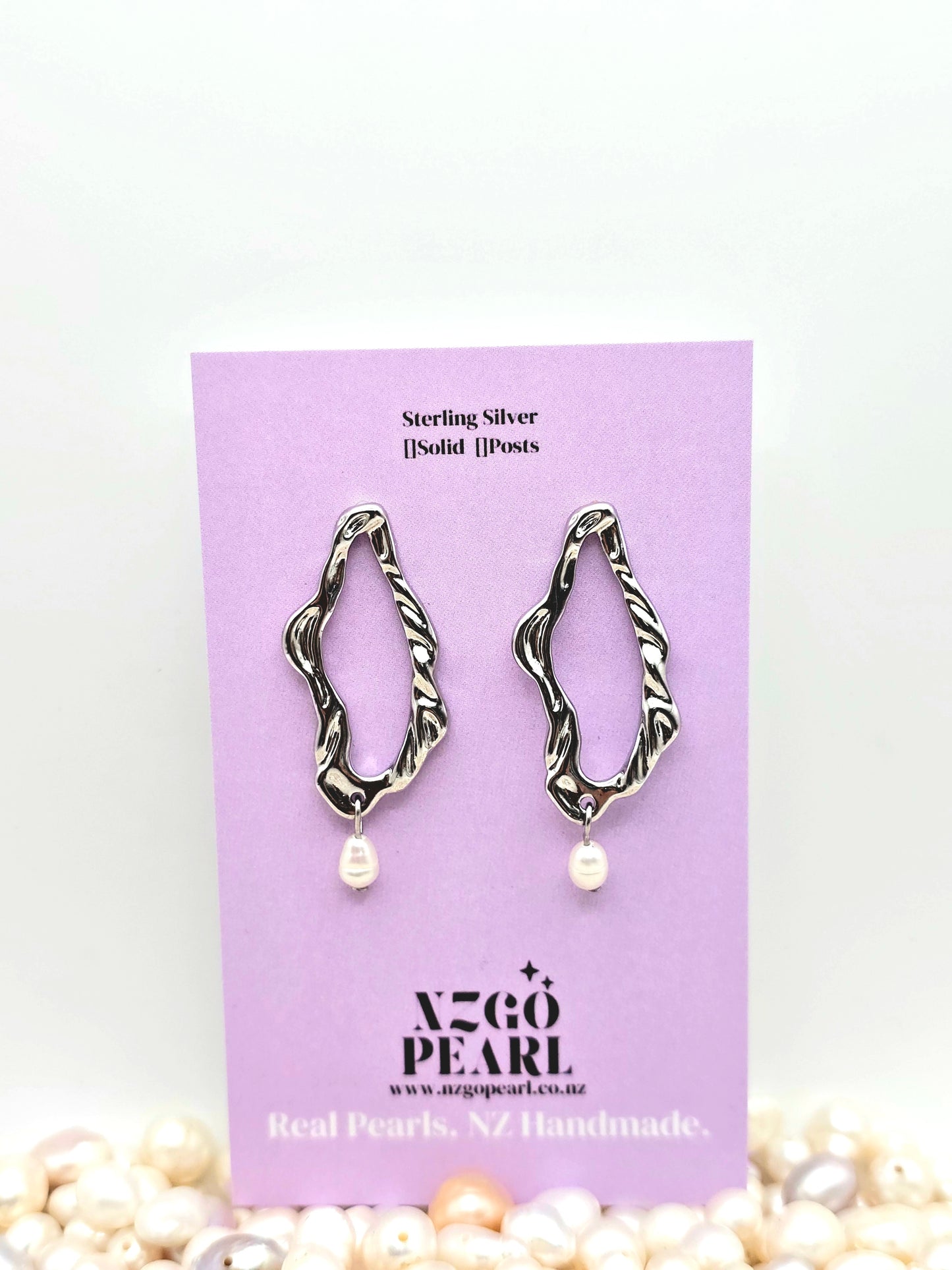 Wavy Frame Pearl Drop Earrings