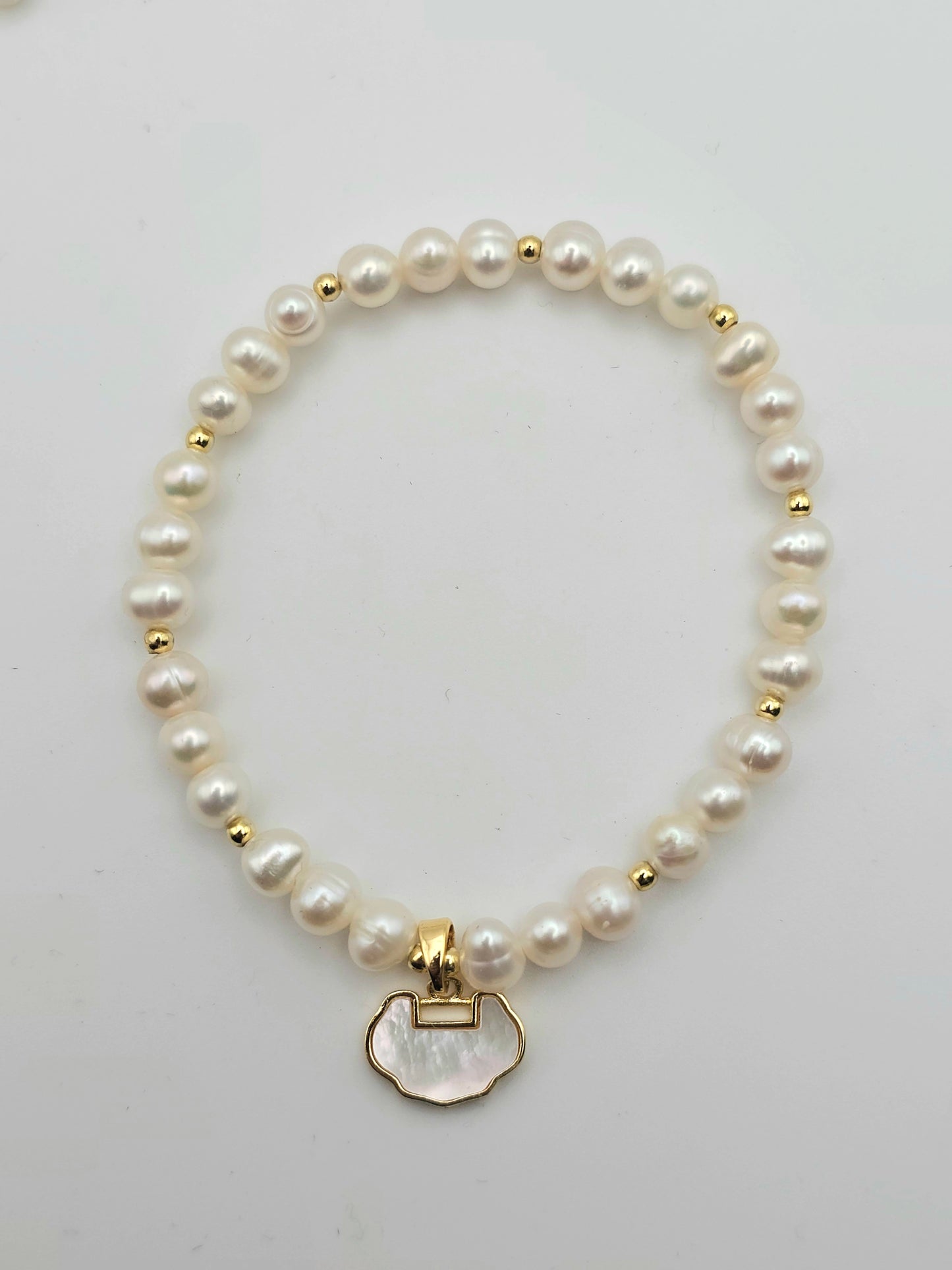 Cloud Charm Pearl Bracelet