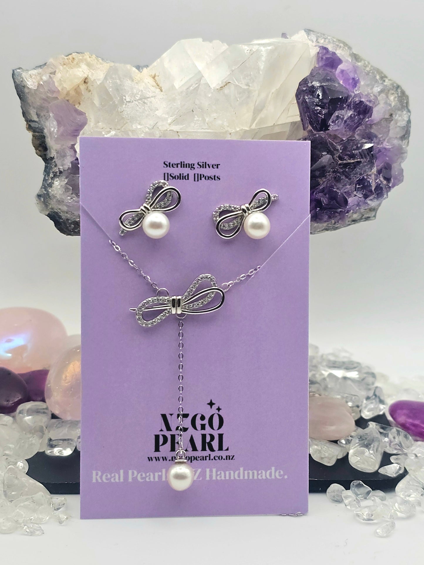Silver Bow Pearl Set – Grace in Every Detail