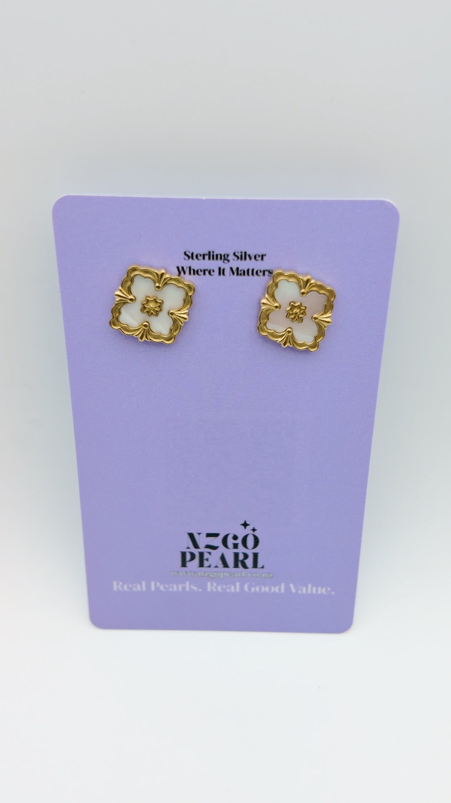 Vintage Clover Mother of Pearl Stud Earrings (Gold & Silver)