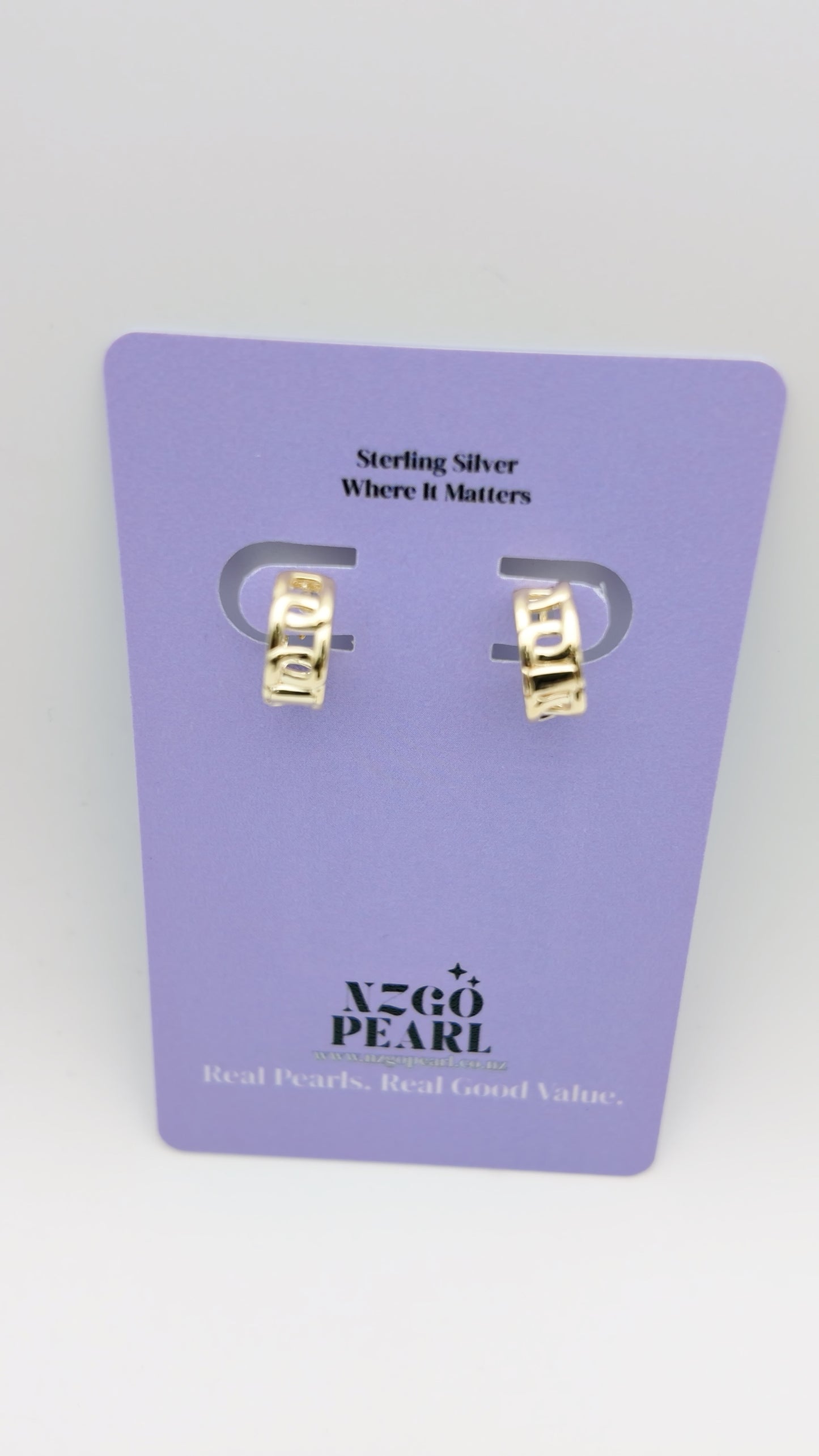 Open-Link Gold Huggies