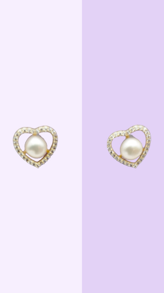 Heart Glow Pearl Studs