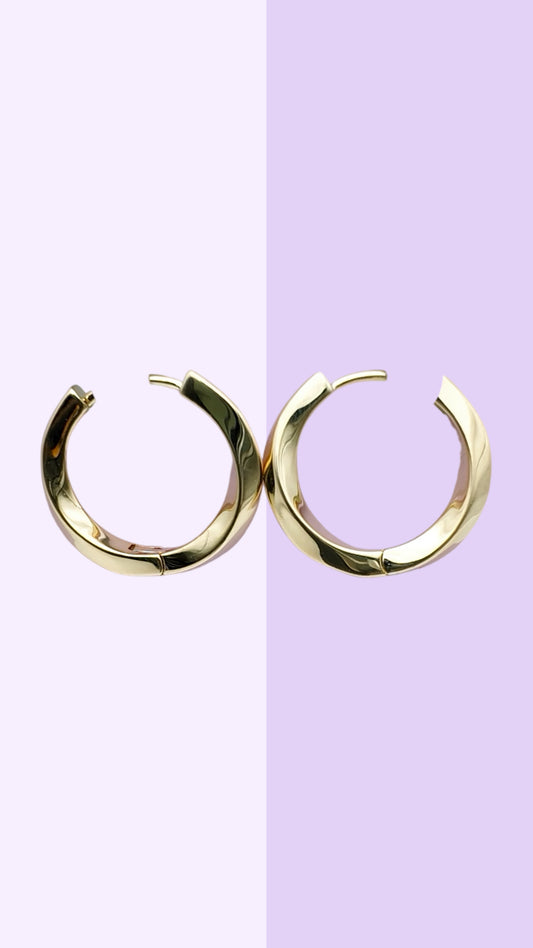 Twist Gold Hoop Earrings 20mm