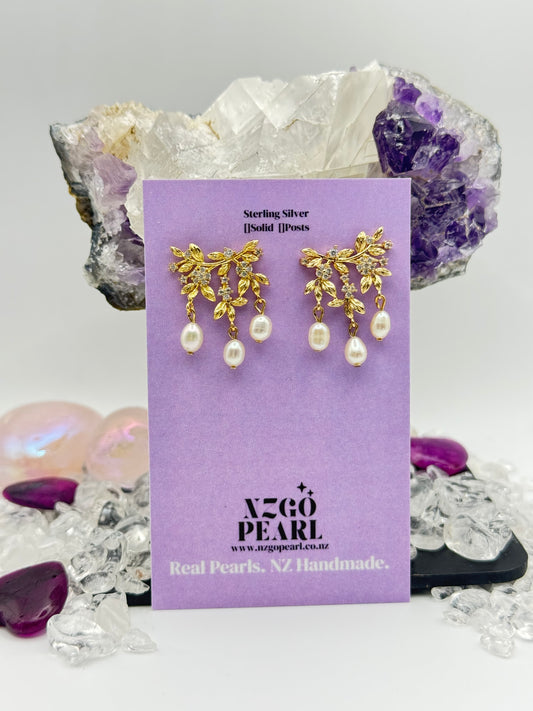 Golden Vine Pearl Earrings – Floral Sparkle