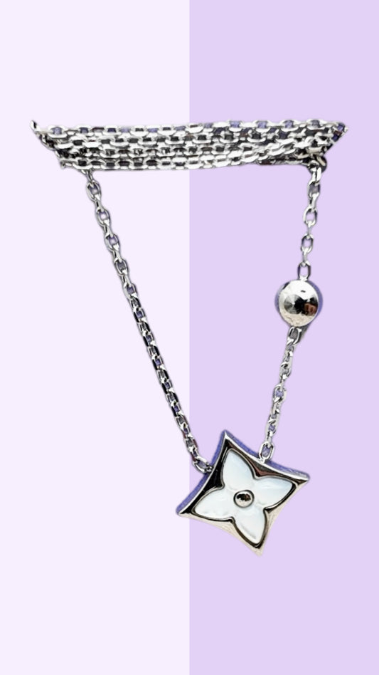 Mother-of-Pearl Windflower Necklace