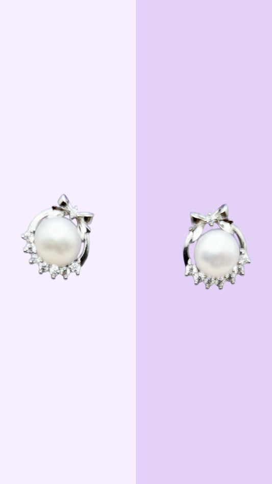 Pearl Crown Stud Earrings