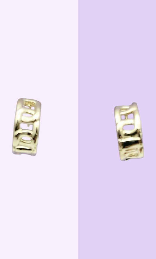 Open-Link Gold Huggies