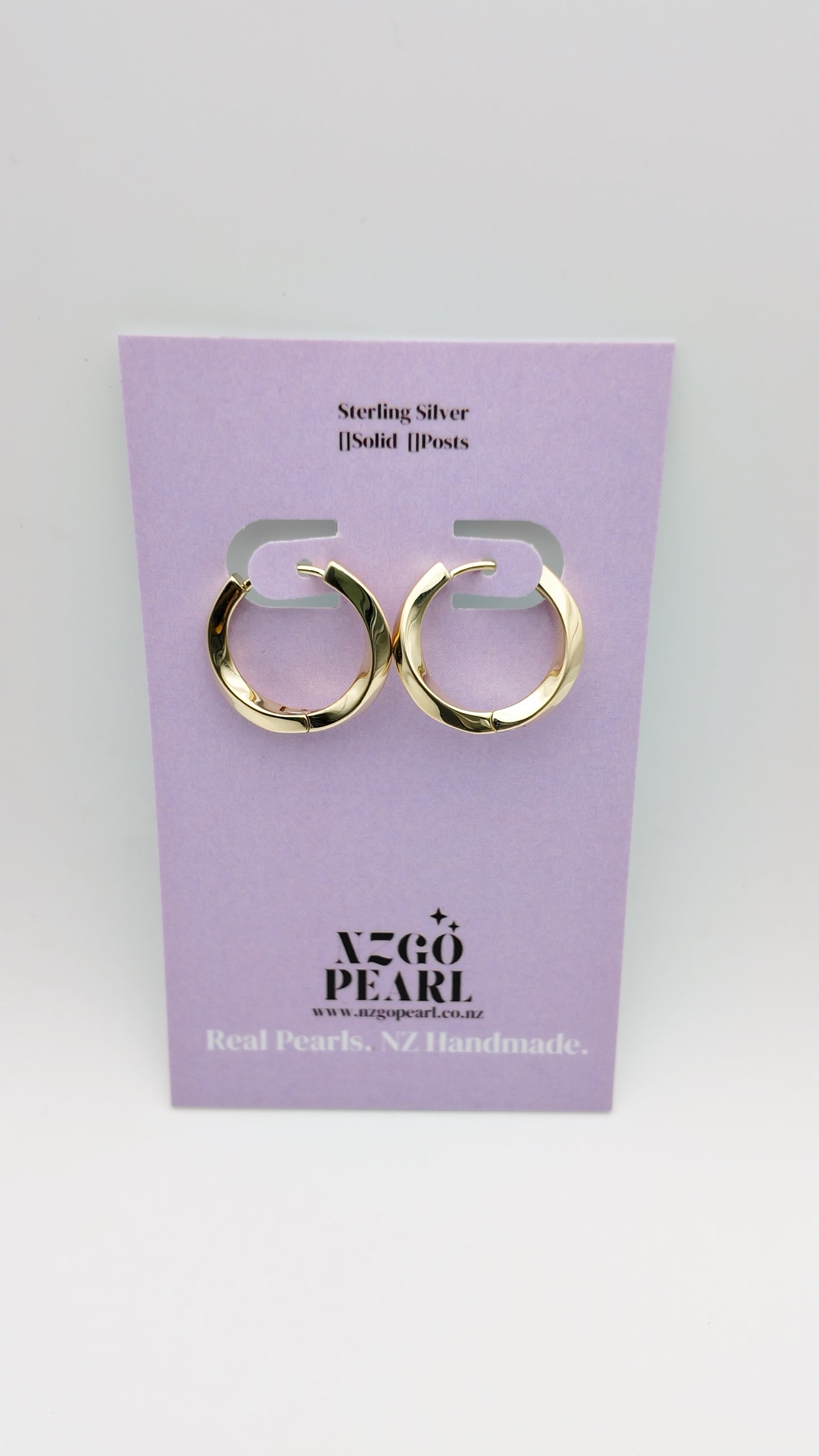 Twist Gold Hoop Earrings 20mm