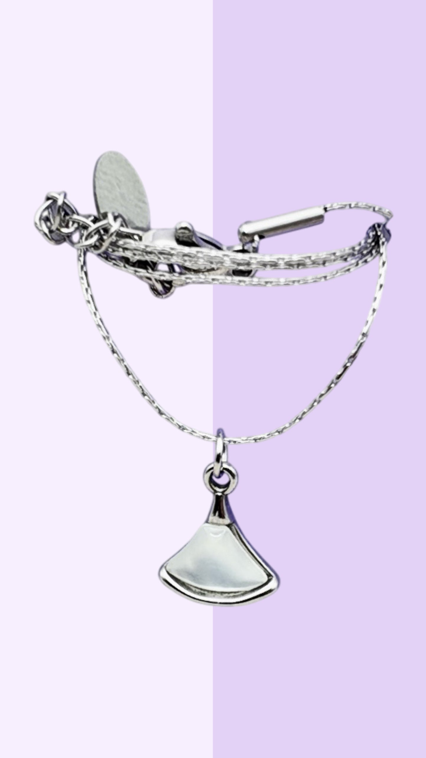 Fan-Shaped Mother of Pearl Necklace