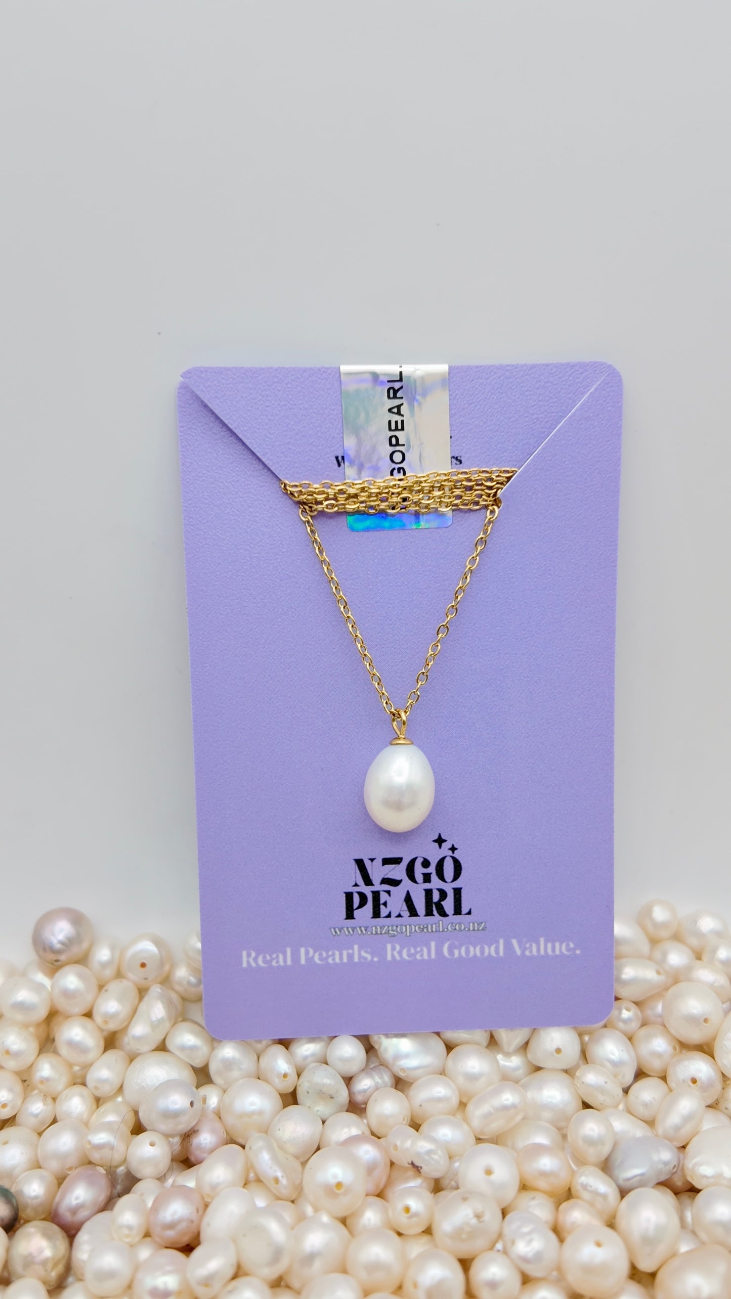 Everyday Pearl Drop Necklace
