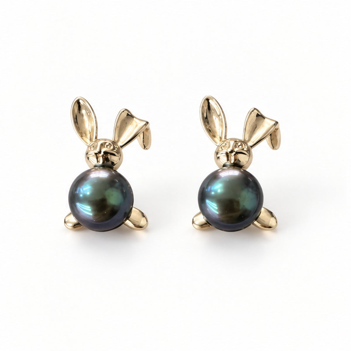 NZGO Pearl real pearl bunny stud earrings on a clean white background