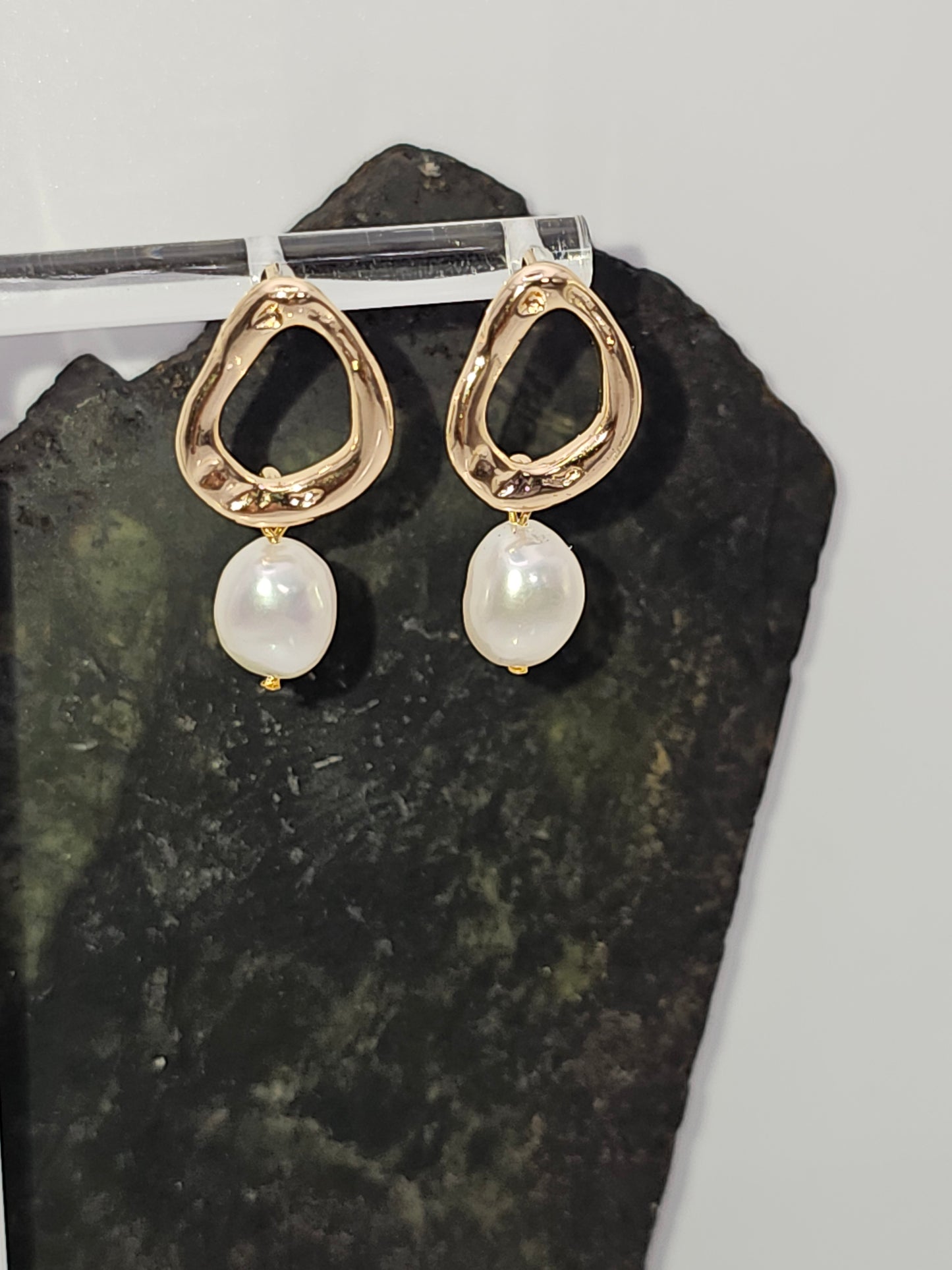 Organic Drop Pearl Earrings