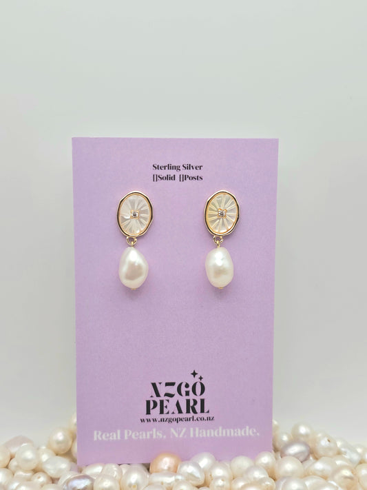 Sunbeam Pearl Drop Earrings – Mother of Pearl