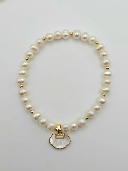 Cloud Charm Pearl Bracelet