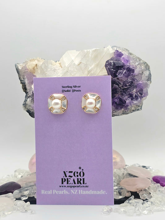 Mother of Pearl & Pearl Four Piece Earrings